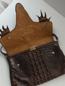 1940s / 1950s Vintage Genuine Hornback Alligator Handbag with Head and Legs