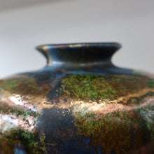 Load image into Gallery viewer, STUDIO POTTERY. Collectable 1980s Squat Vase with Stunning Lustre Glazes by Tony Laverick (b.1961). SIGNED
