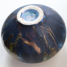 Load image into Gallery viewer, STUDIO POTTERY. Collectable 1980s Squat Vase with Stunning Lustre Glazes by Tony Laverick (b.1961). SIGNED
