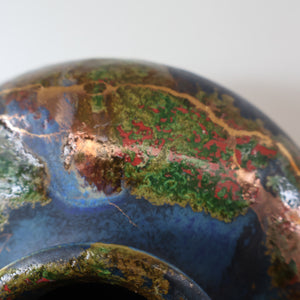 STUDIO POTTERY. Collectable 1980s Squat Vase with Stunning Lustre Glazes by Tony Laverick (b.1961). SIGNED