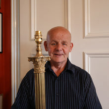 Load image into Gallery viewer, LARGE VINTAGE Brass Column Lamp with Stepped Plinth Base &amp; Corinthian Capital. WORKING
