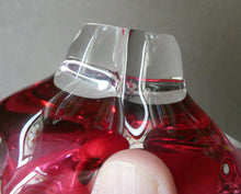 Load image into Gallery viewer, HOSPODKA Chribska. Fine MINIATURE 1960s Pink and Clear Cased Glass Bowl with Wing Details
