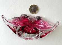 Load image into Gallery viewer, HOSPODKA Chribska. Fine MINIATURE 1960s Pink and Clear Cased Glass Bowl with Wing Details
