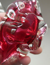 Load image into Gallery viewer, HOSPODKA Chribska. Fine MINIATURE 1960s Pink and Clear Cased Glass Bowl with Wing Details
