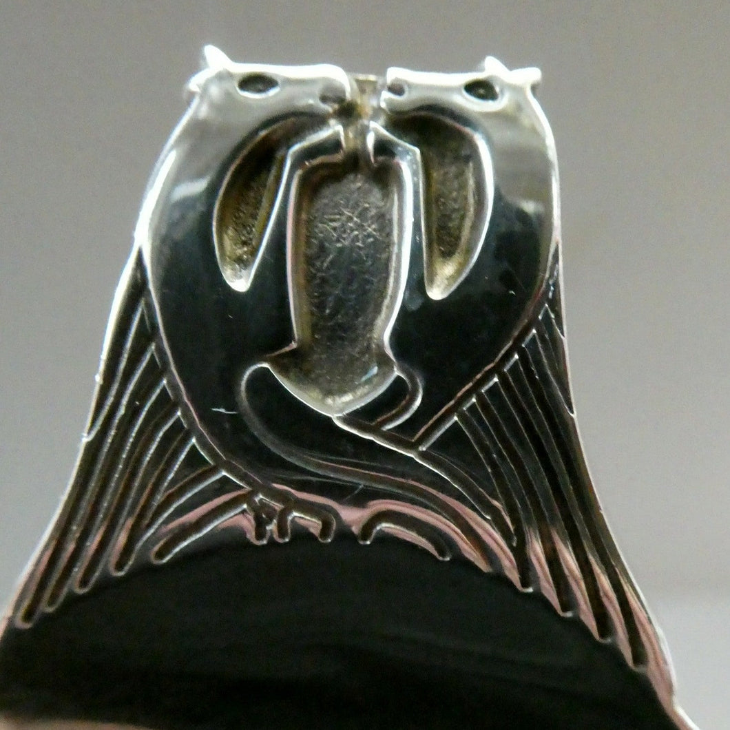 Fine Orkney Designer Silver Caddy Spoon. Dated 2003