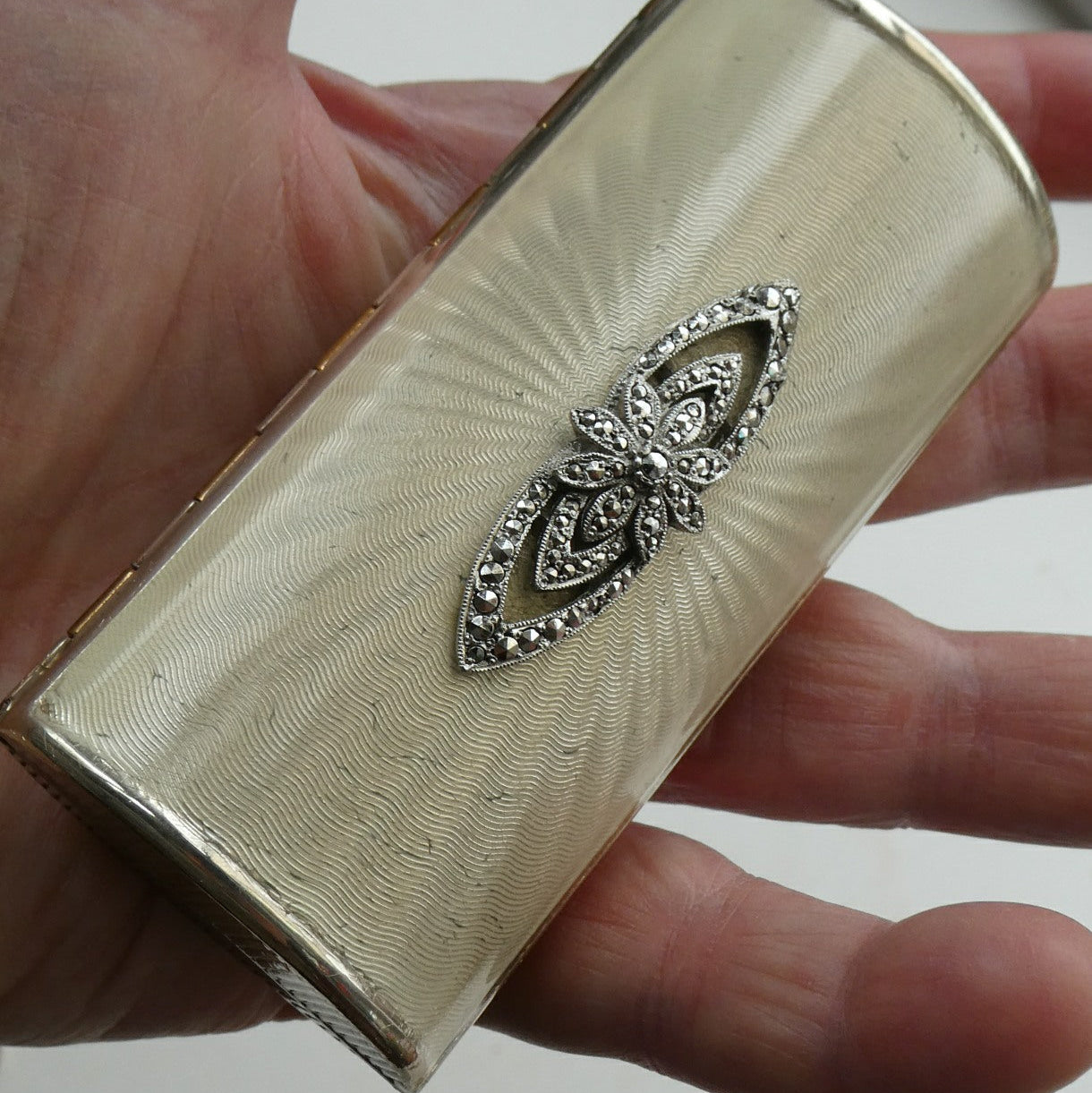 lipstick cigarette case Vintage 1950s KIGU Barrel Cigarette Case or Lipstick Holder with Engin –  Iconic Edinburgh
