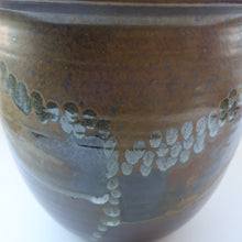 Load image into Gallery viewer, STUDIO POTTERY. Monumental Lidded Pot with Twin Handles by David Lloyd Jones (1928-1994). Height 14 3/4 inches
