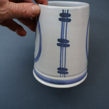 Load image into Gallery viewer, SCOTTISH POTTERY. 1950s Buchan Stoneware Tankard Shape Mug. Brittany Pattern
