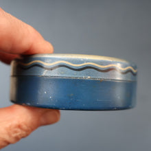 Load image into Gallery viewer, SCOTTISH HISTORY INTEREST. Rare 1950s Shirley Temple SAMPLE Biscuits Tin. Sunshine Biscuits, Glasgow
