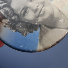 Load image into Gallery viewer, SCOTTISH HISTORY INTEREST. Rare 1950s Shirley Temple SAMPLE Biscuits Tin. Sunshine Biscuits, Glasgow
