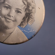 Load image into Gallery viewer, SCOTTISH HISTORY INTEREST. Rare 1950s Shirley Temple SAMPLE Biscuits Tin. Sunshine Biscuits, Glasgow
