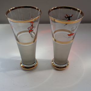 1950s. Set of FIVE Good Quality Tall Schooners or Beer Glasses with Skaters