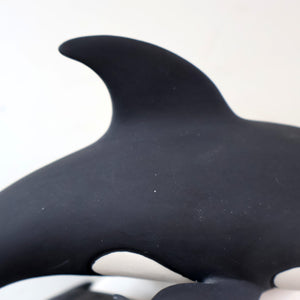 Vintage 1970s Scottish HIGHBANK PORCELAIN (Lochgilphead). Pair of Orcas or Killer Whales