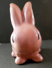 Load image into Gallery viewer, Vintage 1940s SYLVAC STYLE Bubblegum Pink Snub Nose Bunny Rabbit. 5 inches
