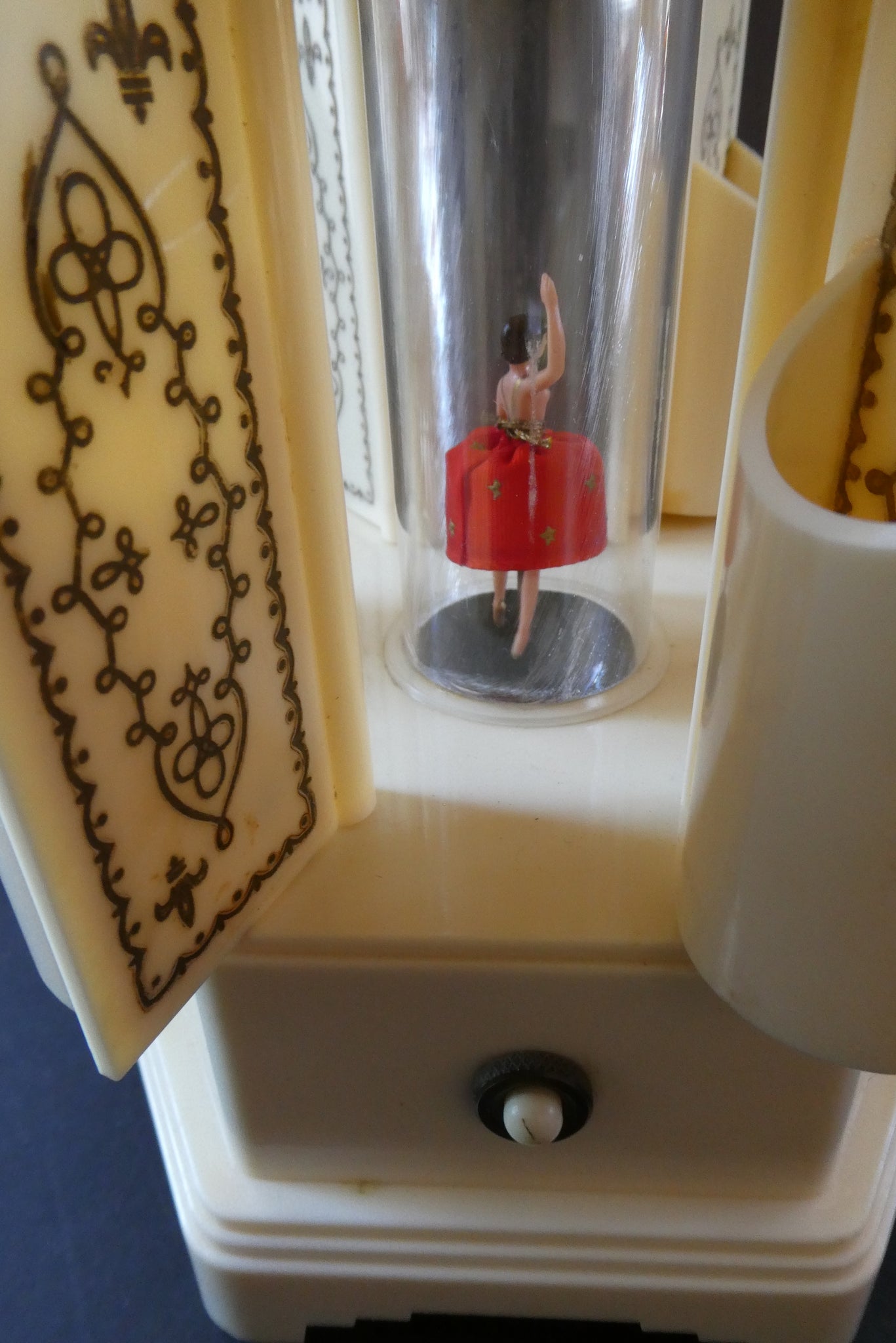 1950s outlet music box