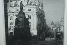 Load image into Gallery viewer, MORTIMER MENPES (1855 - 1938) Pall Mall, London (1910). Pencil Signed
