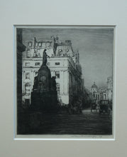 Load image into Gallery viewer, MORTIMER MENPES (1855 - 1938) Pall Mall, London (1910). Pencil Signed
