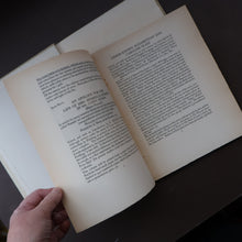 Load image into Gallery viewer, 1925 LIMITED EDITION. Song of Songs. Illustrations by Eric Gill. Published by Golden Cockerel Press
