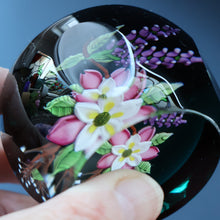 Load image into Gallery viewer, Vintage Limited Edition 1991 Caithness Paperweight WILD ROSE BOUQUET by William Manson
