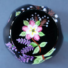 Load image into Gallery viewer, Vintage Limited Edition 1991 Caithness Paperweight WILD ROSE BOUQUET by William Manson
