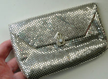 Load image into Gallery viewer, Glittery Vintage SILVER Glomesh Disco Evening Clutch Bag or Purse. Fancy Diamante Clasp Detail
