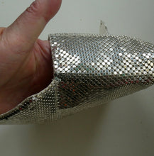 Load image into Gallery viewer, Glittery Vintage SILVER Glomesh Disco Evening Clutch Bag or Purse. Fancy Diamante Clasp Detail
