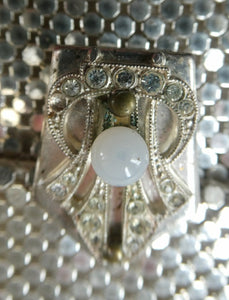 Glittery Vintage SILVER Glomesh Disco Evening Clutch Bag or Purse. Fancy Diamante Clasp Detail