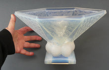 Load image into Gallery viewer, LARGE 1930s Art Deco ETLING Glass Decorative Bowl or Vase. Hexagonal Shape with Cute  
