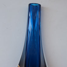 Load image into Gallery viewer, 1960s Minimalistic GEOFFREY BAXTER Whitefriars Kingfisher Glass Blue Vases
