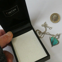 Load image into Gallery viewer, SCOTTISH SILVER. Pre-Loved Silver and Purple Enamel ORTAK LEAH Pendant. BOXED
