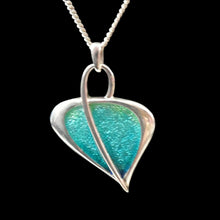 Load image into Gallery viewer, SCOTTISH SILVER. Pre-Loved Silver and Purple Enamel ORTAK LEAH Pendant. BOXED
