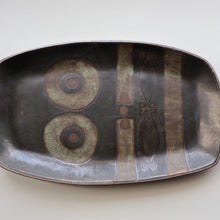 Load image into Gallery viewer, CORNISH STUDIO POTTERY. 1970s Massive Oblong Plate Made at Polperro Pottery
