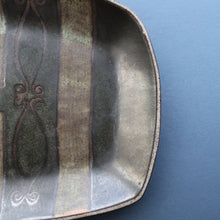 Load image into Gallery viewer, CORNISH STUDIO POTTERY. 1970s Massive Oblong Plate Made at Polperro Pottery
