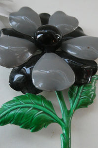 JOB LOT. Three Vintage Metal Painted LARGE Size Daisy Brooches