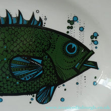 Load image into Gallery viewer, 1970's AQUARIUS Oval Plate. WASHINGTON POTTERY. Quirky Green Fish
