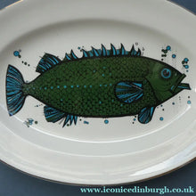 Load image into Gallery viewer, 1970's AQUARIUS Oval Plate. WASHINGTON POTTERY. Quirky Green Fish
