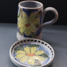 Load image into Gallery viewer, 1950s BUCHAN Tankard &amp; Small Dish. EDINBURGH Pattern
