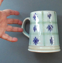 Load image into Gallery viewer, SCOTTISH POTTERY. 1950s Buchan Stoneware Tankard Shape Mug. Rare Abstract Pattern
