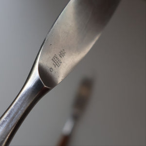 1950s. Pair of Vintage DANSK Fjord Pattern Dinner Knives. Stainless Steel with Teak Handles. 8 1/4 inches
