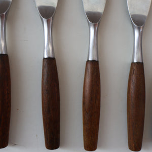 1950s. Set of Six Vintage DANSK Fjord Pattern Dinner Knives. Stainless Steel with Teak Handles. 8 1/4 inches