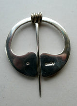 Load image into Gallery viewer, 1950s Silver Penannular Brooch by Robert Allison (after Ritchie)
