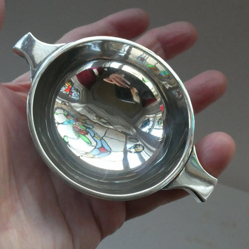 1970s Scottish Hamilton & Inches Solid Silver Hallmarked Miniature Quaich