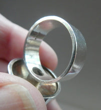 Load image into Gallery viewer, Vintage Scandinavian Miniamalistic 925 Sterling Silver Ring. Size N / 0
