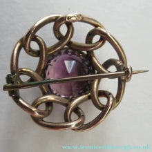 Load image into Gallery viewer, Vintage 9ct Gold Brooch. Beautifully Made Solid Gold Brooch Set with Faceted Amethyst Stone - Vintage Gold Brooch

