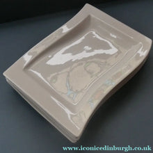 Load image into Gallery viewer, Villeroy and Boch "New Wave" Large Oblong Dinner Plates
