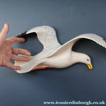 Load image into Gallery viewer, A/ LARGE Vintage BESWICK Seagull Wall Plaque. Model Number 658/1
