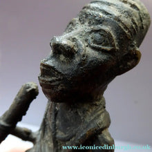 Load image into Gallery viewer, AFRICAN Benin Bronze, NIGERIA. Figurine / Sculpture of a Woman Holding a Stick to Grind Grain.  8 1/4 inches
