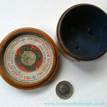 Load image into Gallery viewer, Antique 19th Century Dark MAUCHLINE Ware Thread Box.
