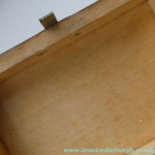 Load image into Gallery viewer, Antique 19th Century MAUCHLINE Ware Box. View of Edinburgh from Calton Hill on the Lid
