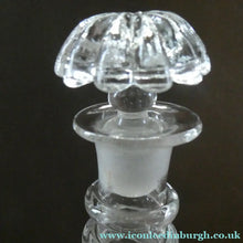 Load image into Gallery viewer, ANTIQUE GEORGIAN (1830s) Hand-Blown Hooped Neck Decanter with Original Stopper
